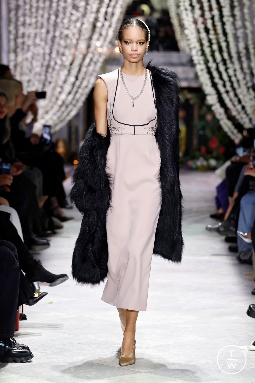 Fashion Week New York Fall/Winter 2025 look 20 from the Bibhu Mohapatra collection womenswear