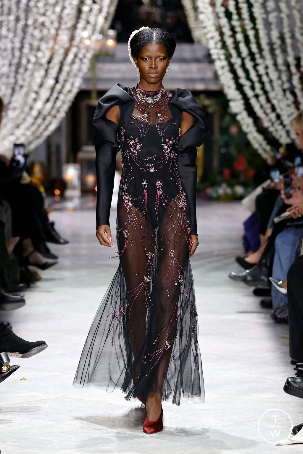 Fashion Week New York Fall/Winter 2025 look 28 from the Bibhu Mohapatra collection womenswear