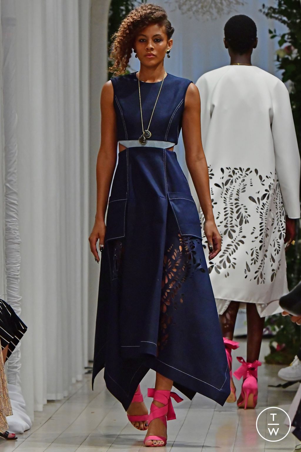 Fashion Week New York Spring/Summer 2024 look 2 from the Bibhu Mohapatra collection womenswear