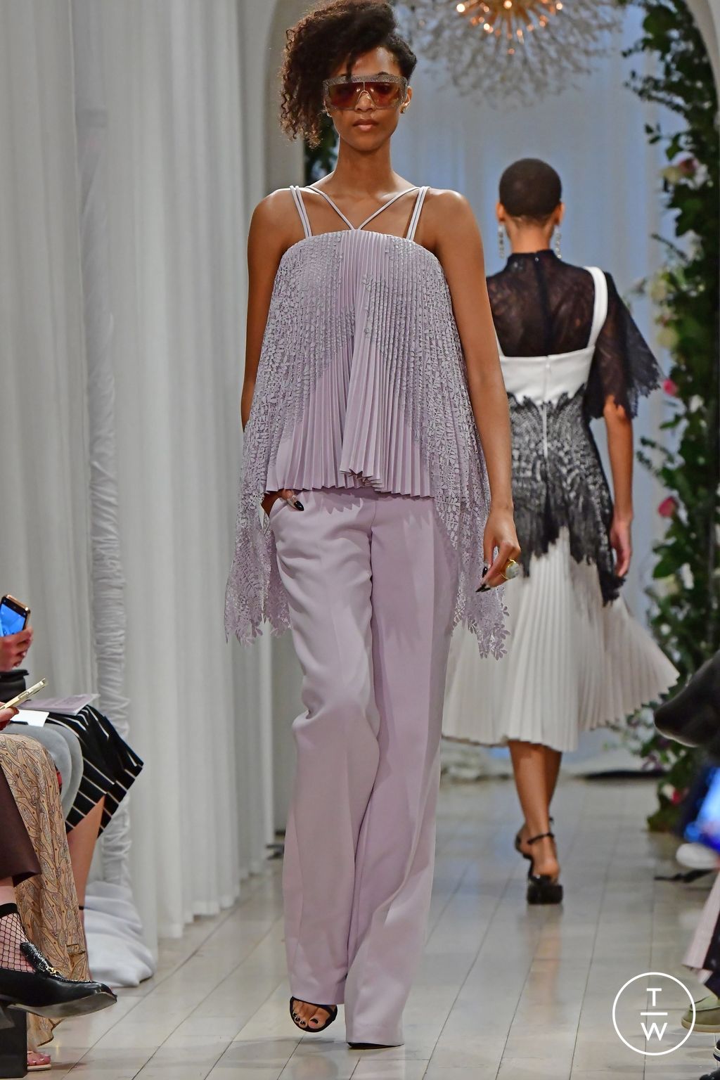 Fashion Week New York Spring/Summer 2024 look 8 from the Bibhu Mohapatra collection 女装