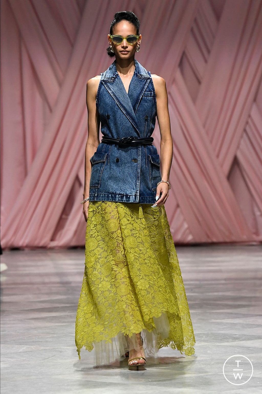 Fashion Week New York Spring/Summer 2026 look 9 from the Bibhu Mohapatra collection womenswear
