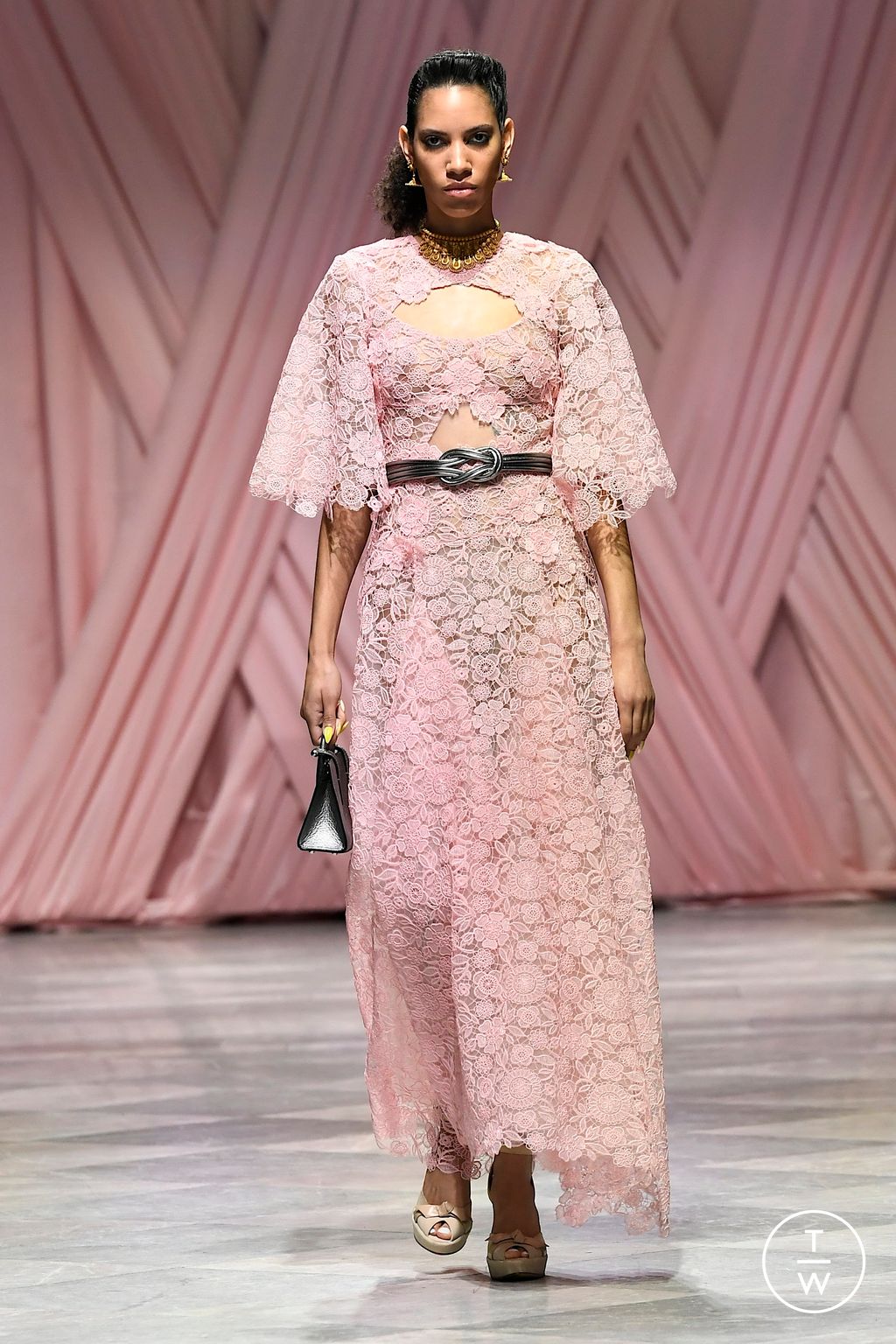 Fashion Week New York Spring/Summer 2026 look 20 from the Bibhu Mohapatra collection womenswear