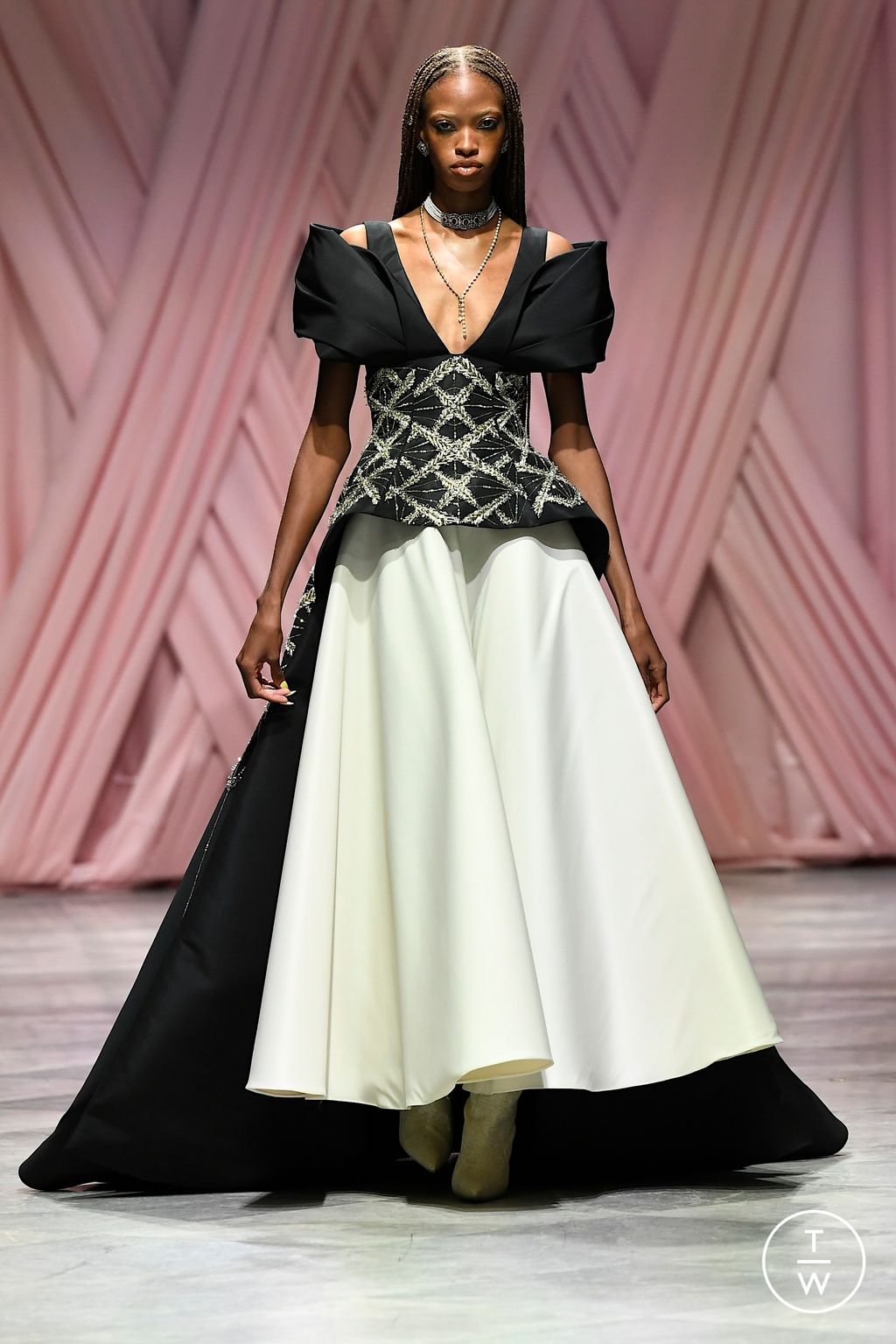 Fashion Week New York Spring/Summer 2026 look 43 from the Bibhu Mohapatra collection womenswear