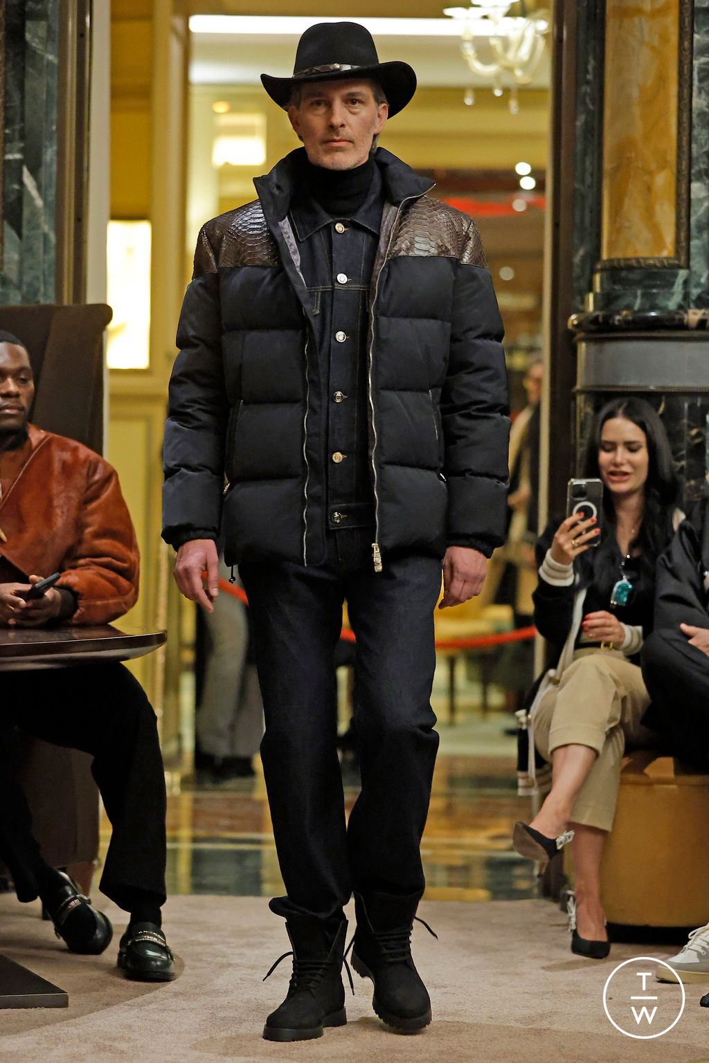 Fashion Week Milan Fall/Winter 2024 look 10 from the Billionaire collection menswear