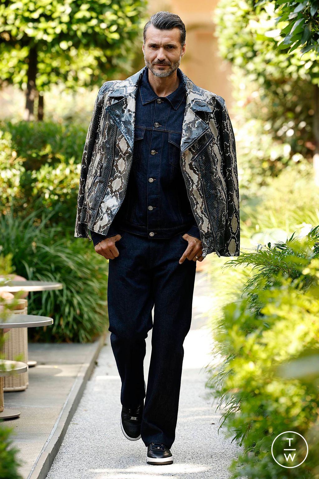 Fashion Week Milan Spring/Summer 2024 look 12 from the Billionaire collection menswear