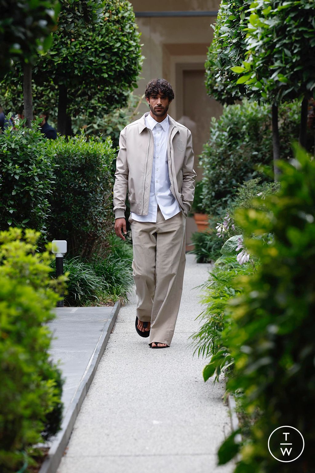 Fashion Week Milan Spring-Summer 2025 look 9 from the Billionaire collection menswear