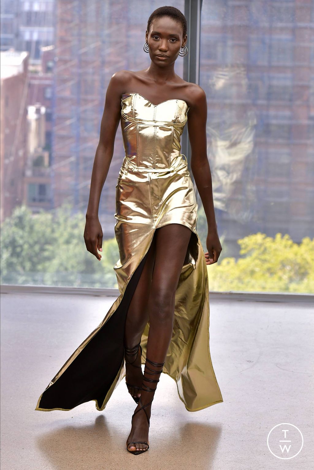Fashion Week New York Spring/Summer 2024 look 14 de la collection Bishme Cromartie womenswear