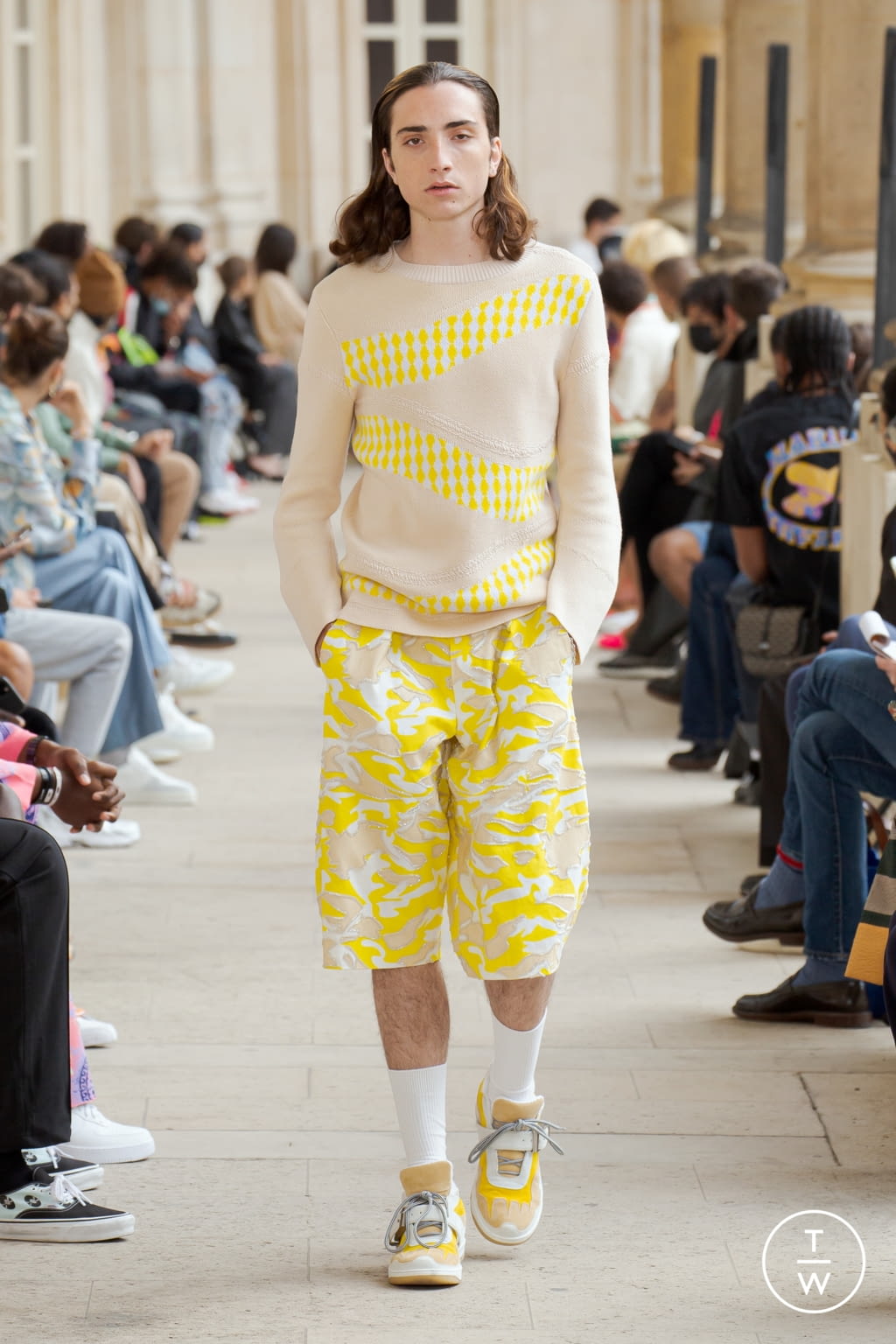 Fashion Week Paris Spring/Summer 2022 look 28 from the Bluemarble collection menswear