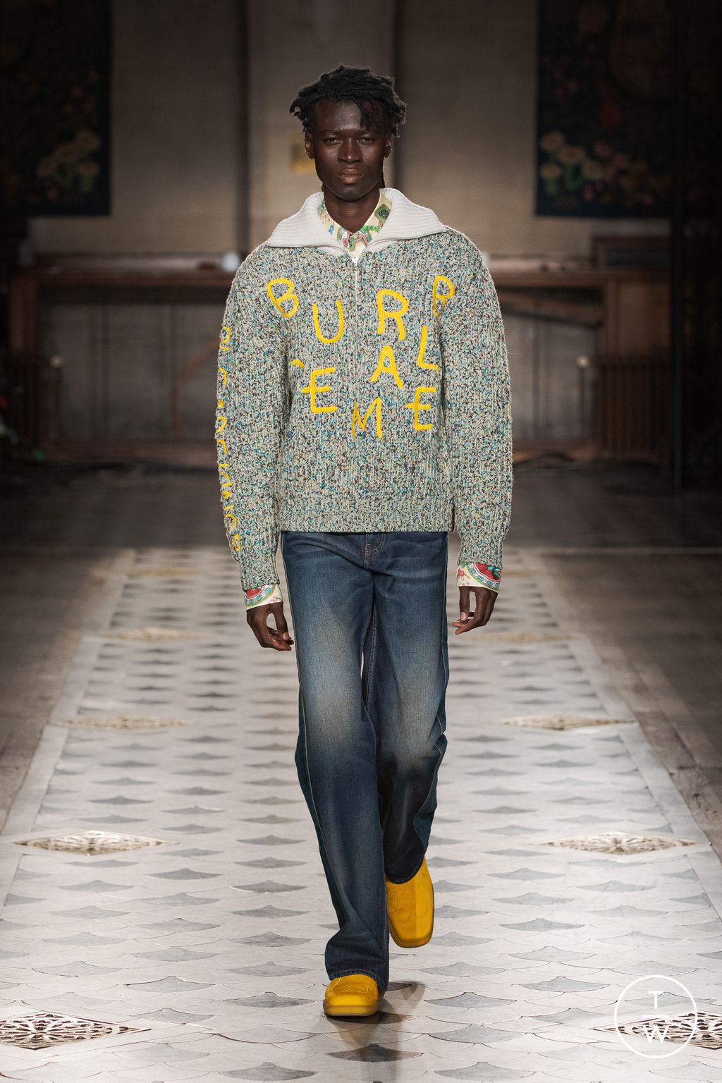 Fashion Week Paris Fall/Winter 2023 look 1 from the Bluemarble collection menswear
