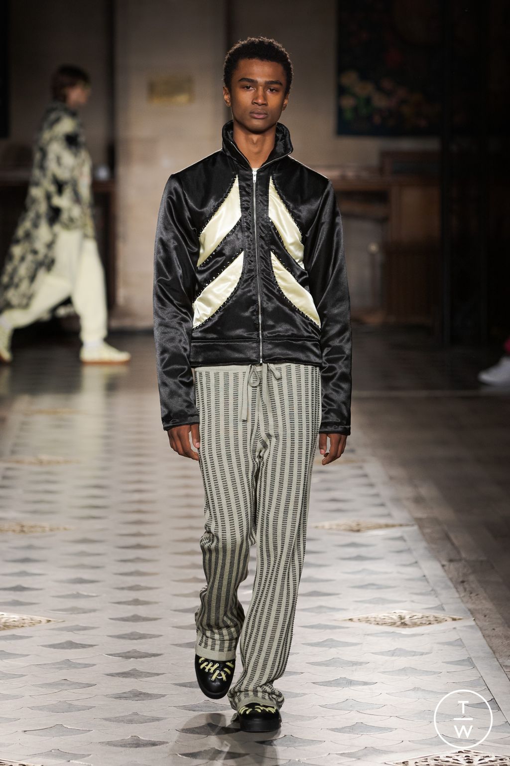 Fashion Week Paris Fall/Winter 2023 look 5 from the Bluemarble collection 男装