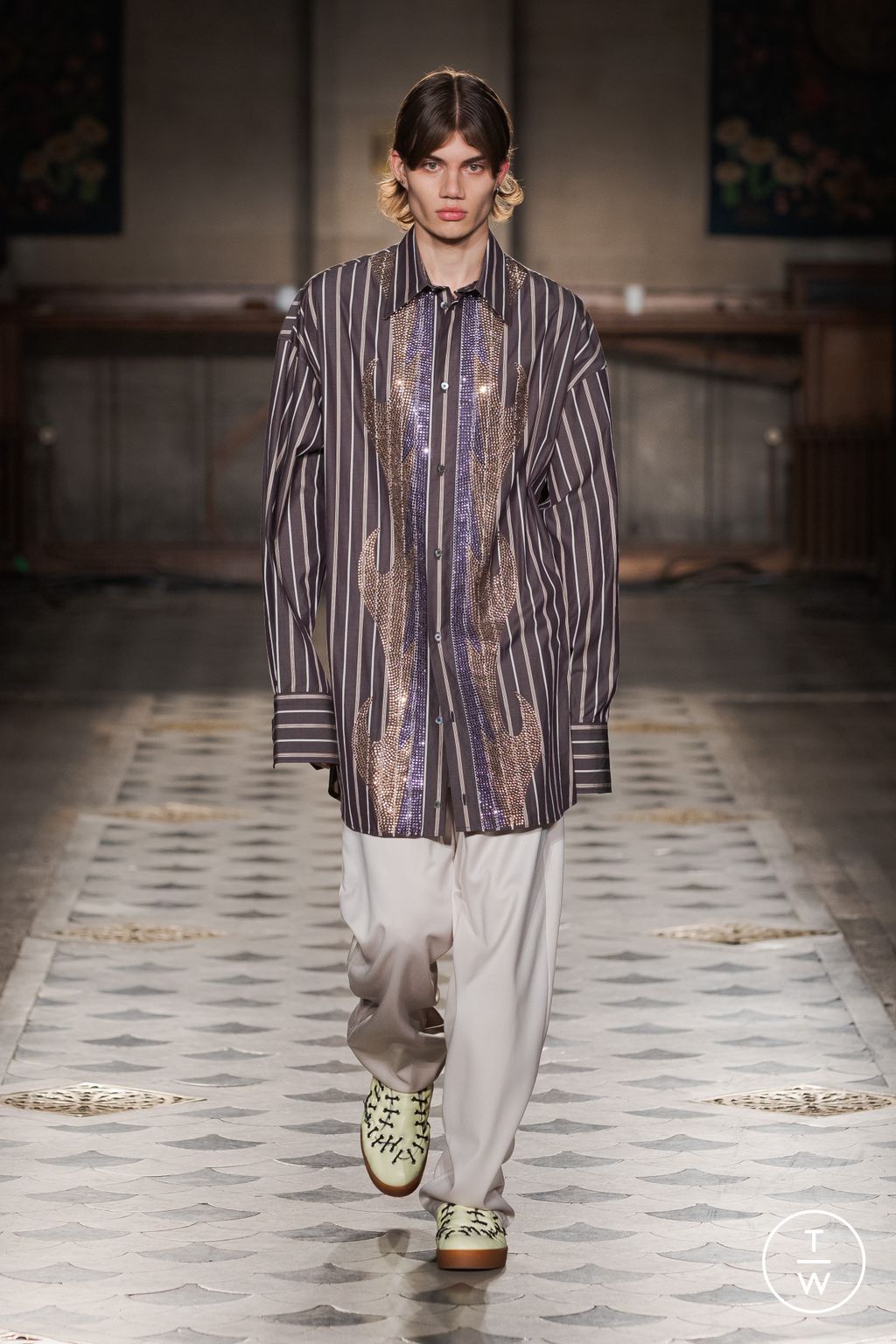 Fashion Week Paris Fall/Winter 2023 look 29 from the Bluemarble collection menswear