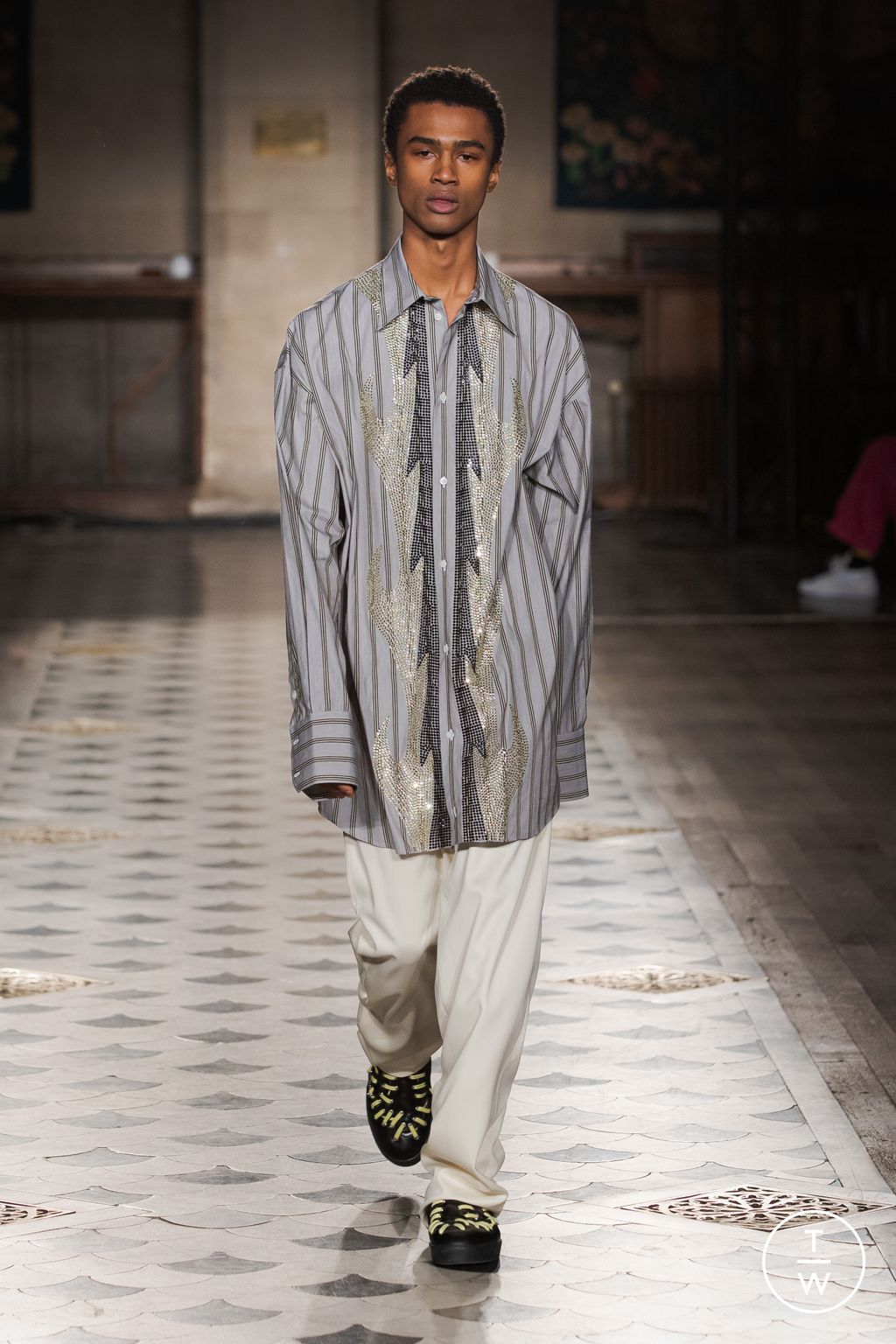 Fashion Week Paris Fall/Winter 2023 look 31 from the Bluemarble collection 男装