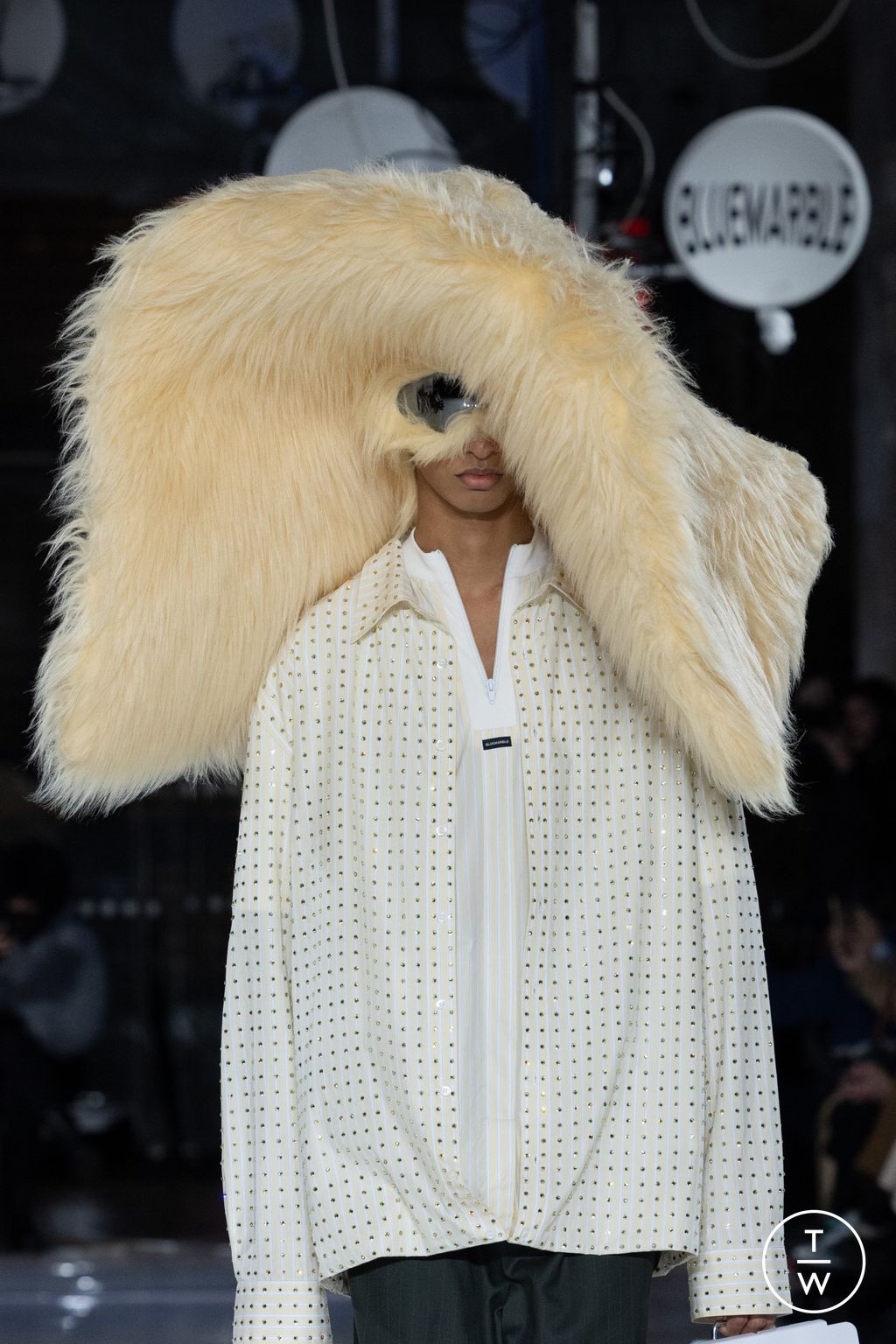 Fashion Week Paris Fall/Winter 2024 look 4 de la collection Bluemarble menswear accessories
