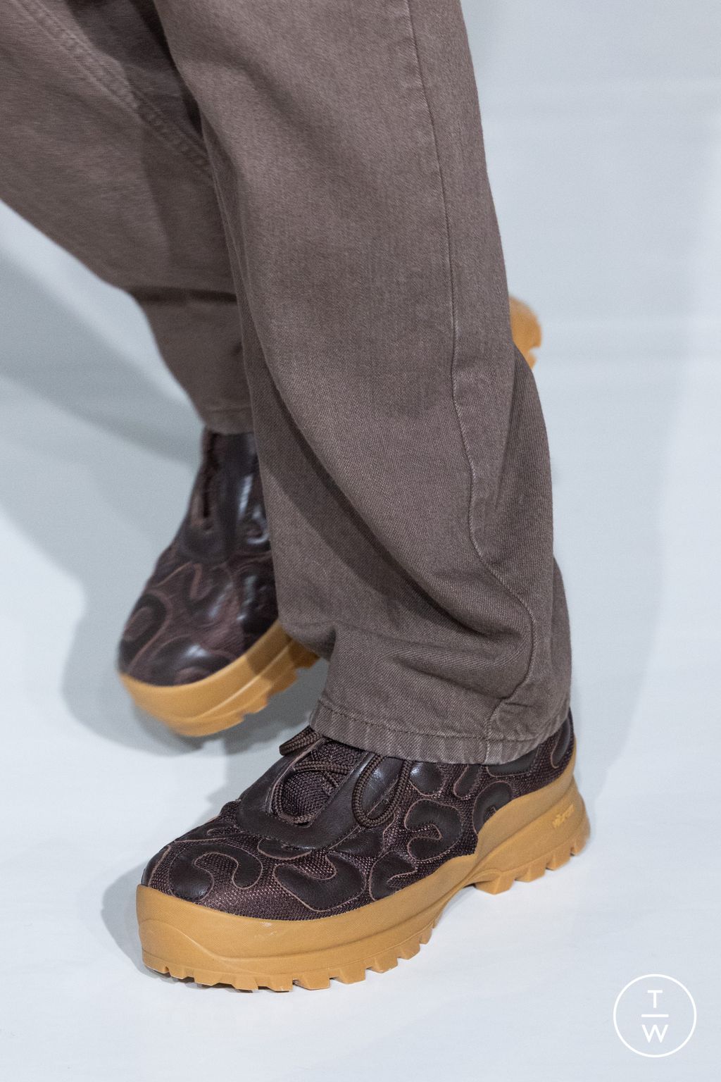 Fashion Week Paris Fall/Winter 2024 look 19 from the Bluemarble collection menswear accessories