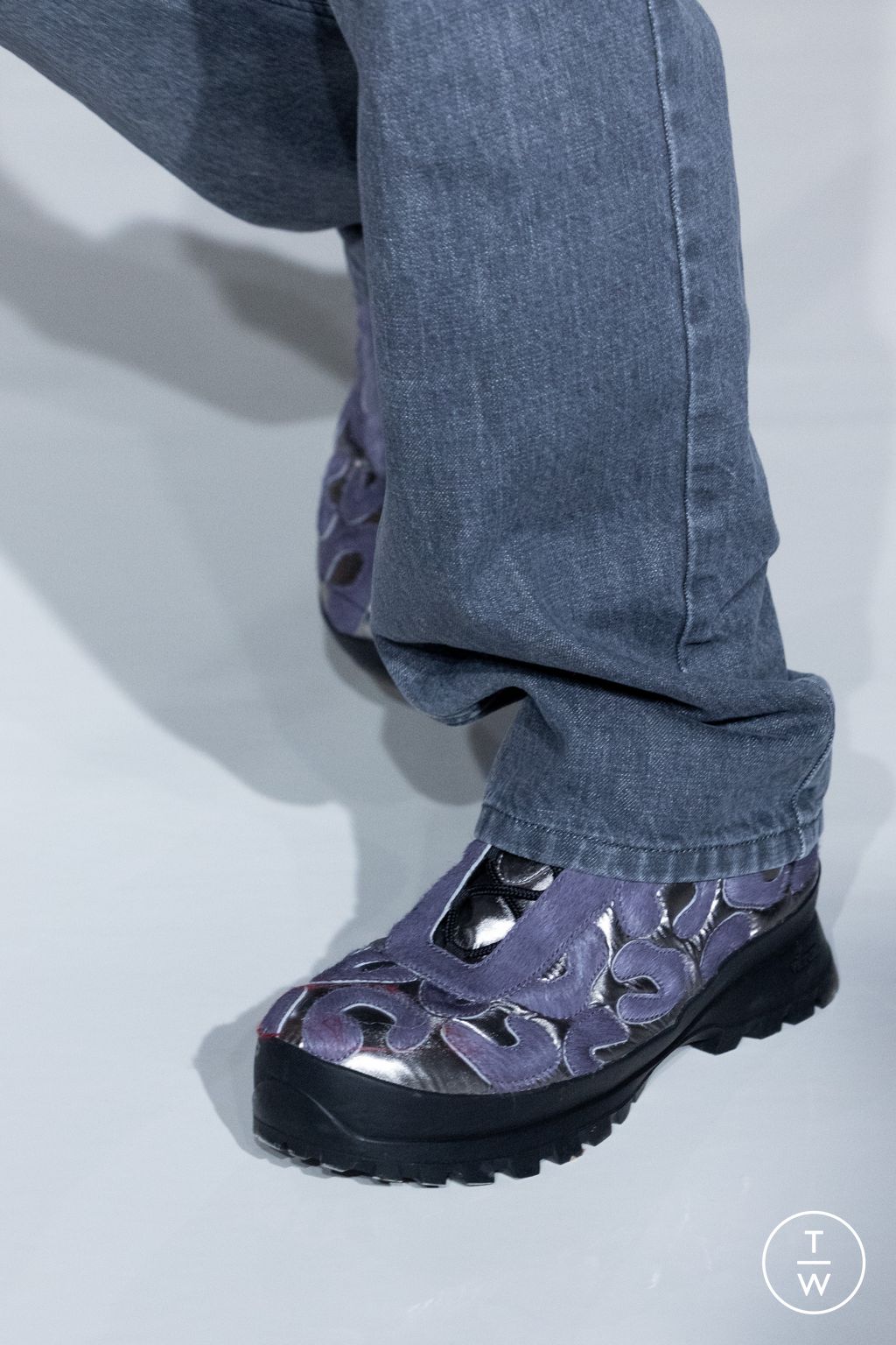 Fashion Week Paris Fall/Winter 2024 look 21 de la collection Bluemarble menswear accessories