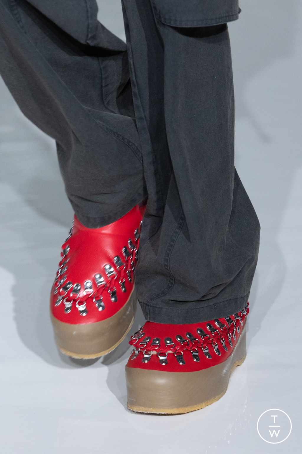 Fashion Week Paris Fall/Winter 2024 look 33 from the Bluemarble collection menswear accessories