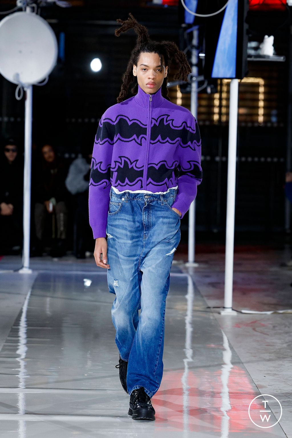 Fashion Week Paris Fall/Winter 2024 look 10 de la collection Bluemarble menswear