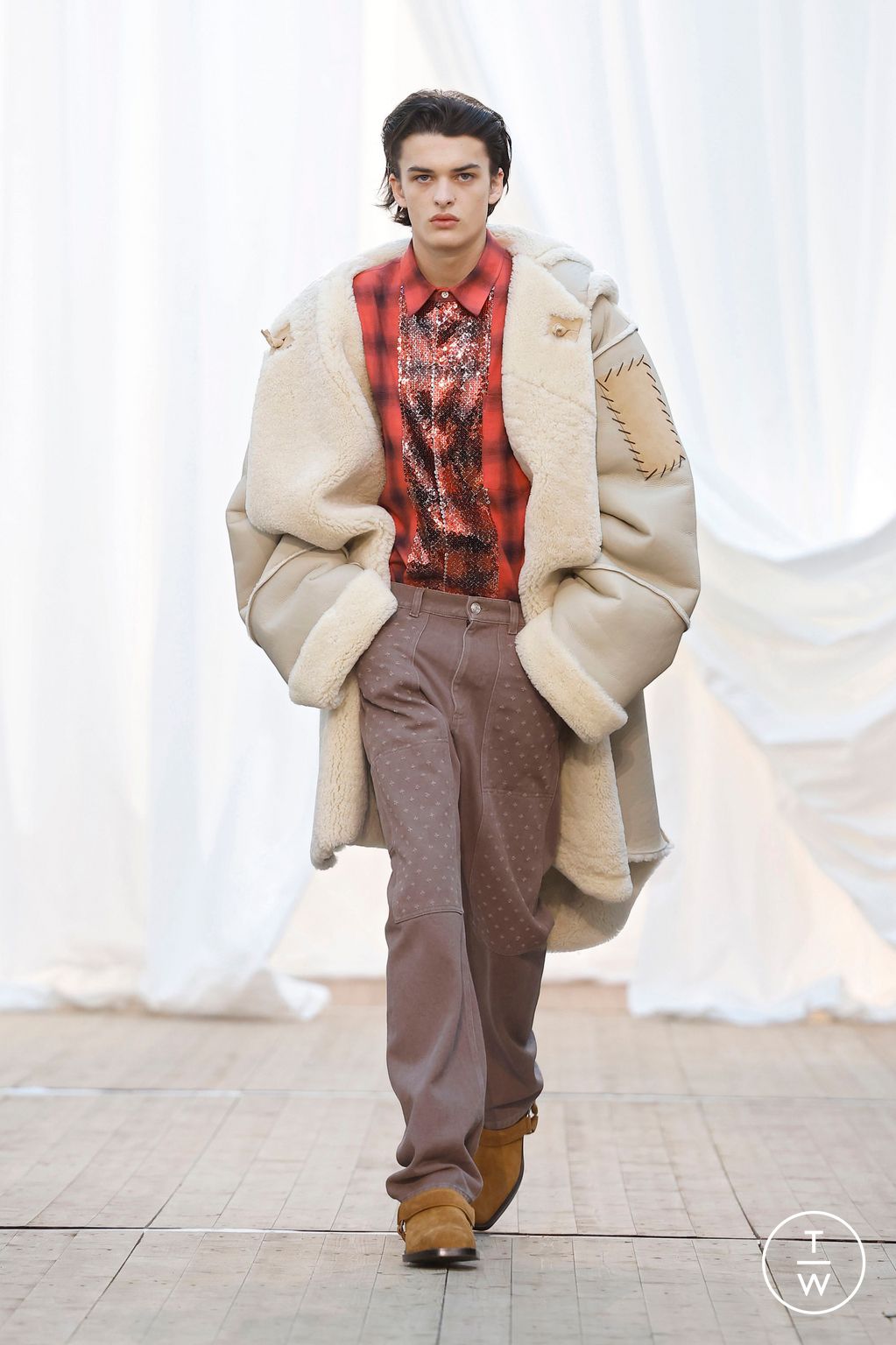 Fashion Week Paris Fall/Winter 2025 look 27 from the Bluemarble collection menswear