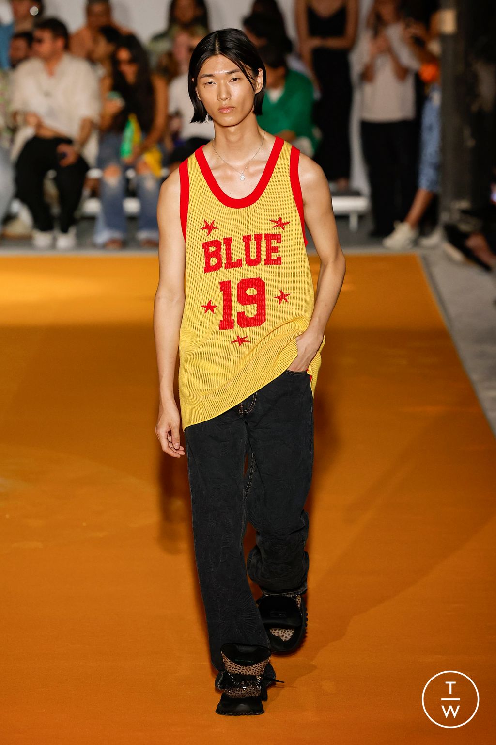 Fashion Week Paris Spring/Summer 2024 look 24 from the Bluemarble collection menswear