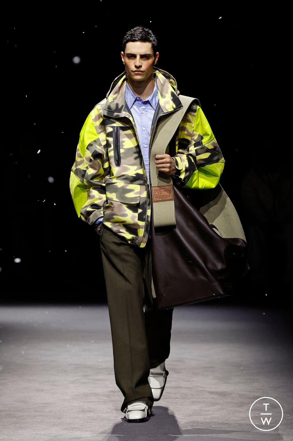 Fashion Week Paris Spring/Summer 2025 look 1 from the Bluemarble collection menswear