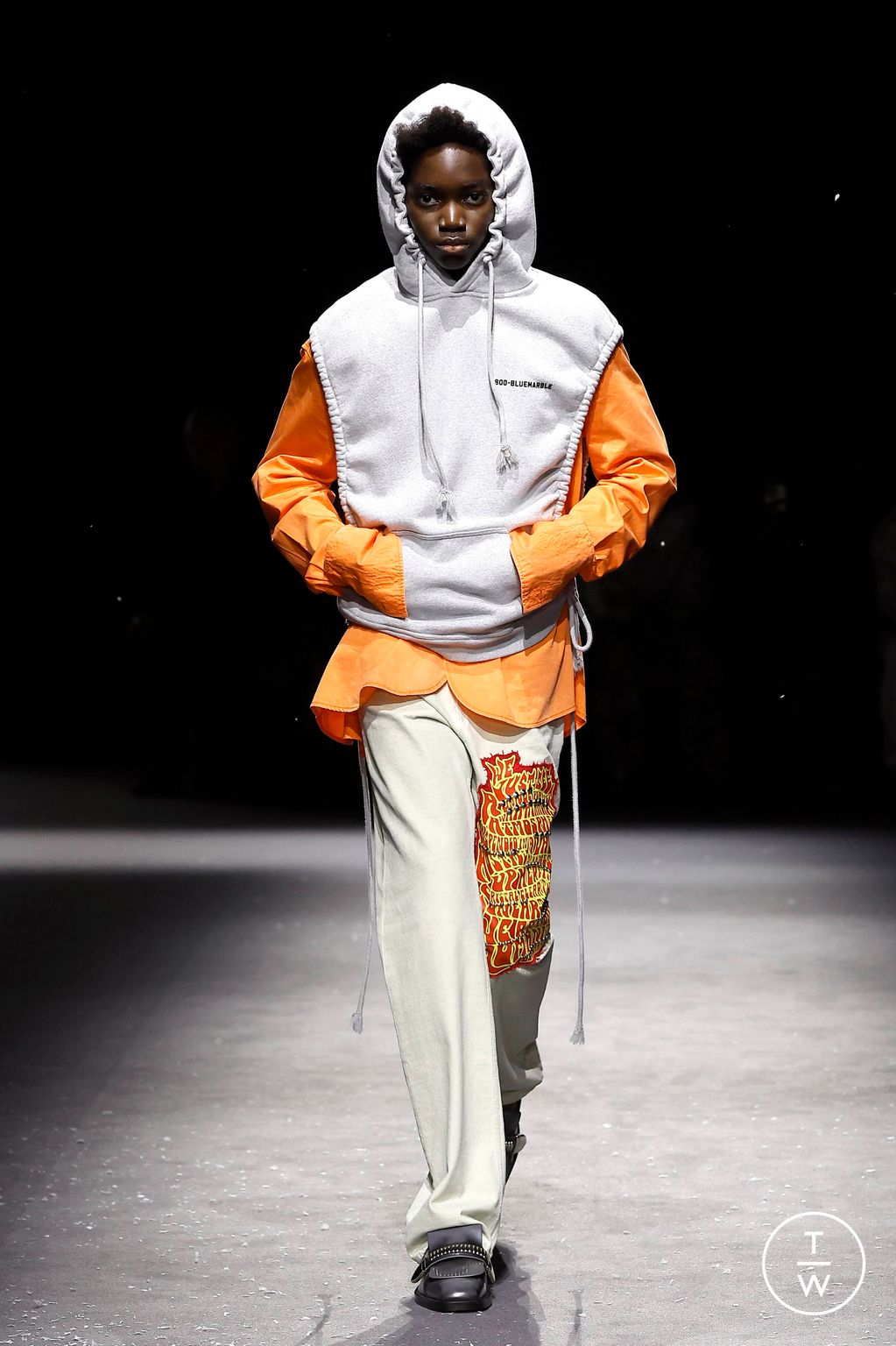 Fashion Week Paris Spring-Summer 2025 look 15 from the Bluemarble collection menswear