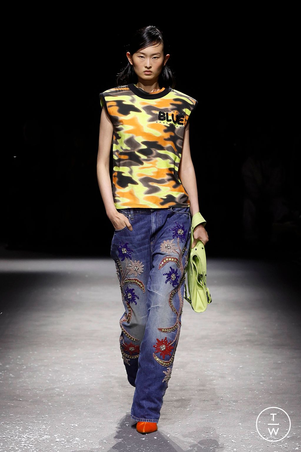 Fashion Week Paris Spring/Summer 2025 look 23 from the Bluemarble collection menswear