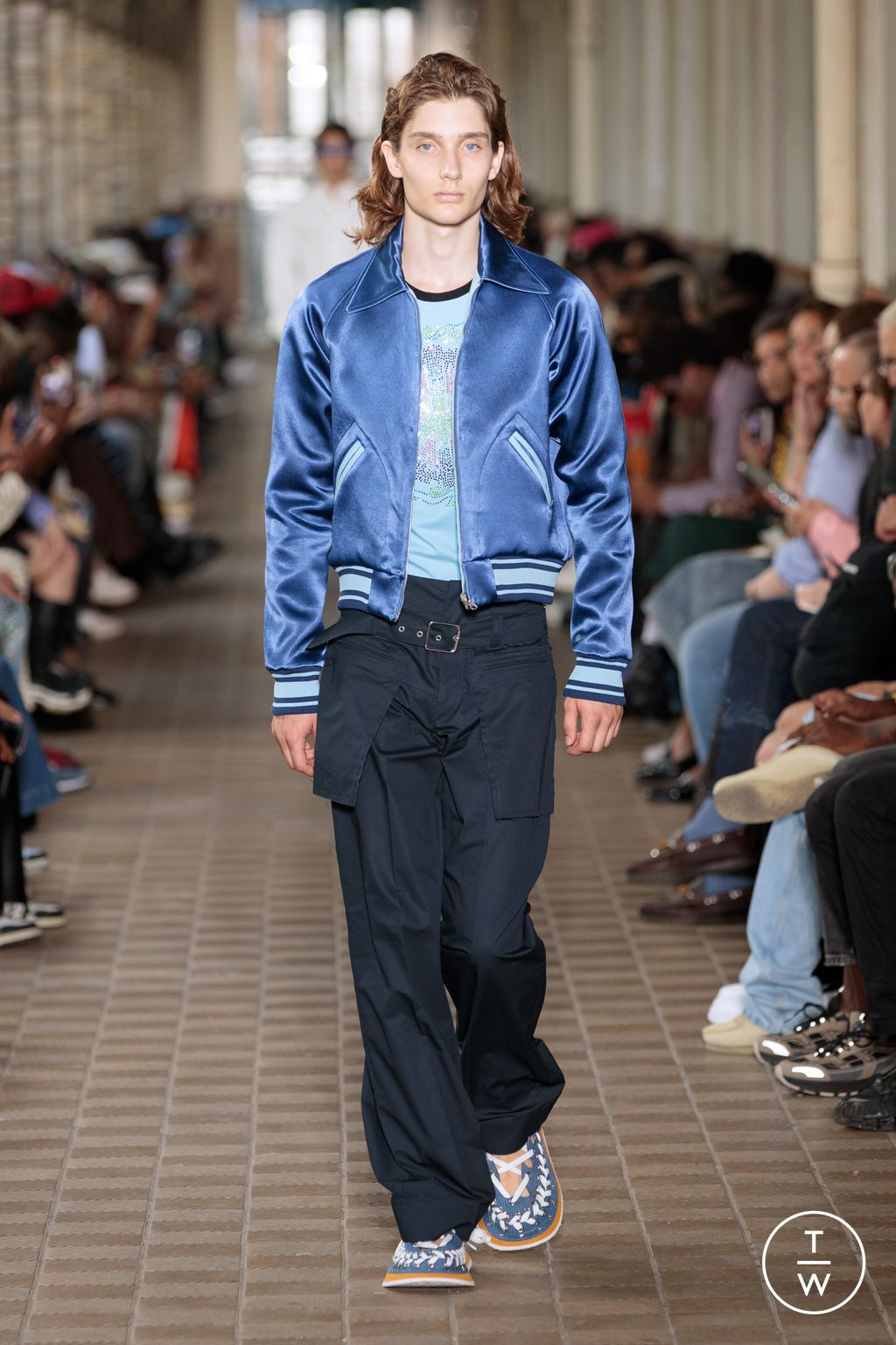 Fashion Week Paris Spring/Summer 2023 look 1 from the Bluemarble collection 男装