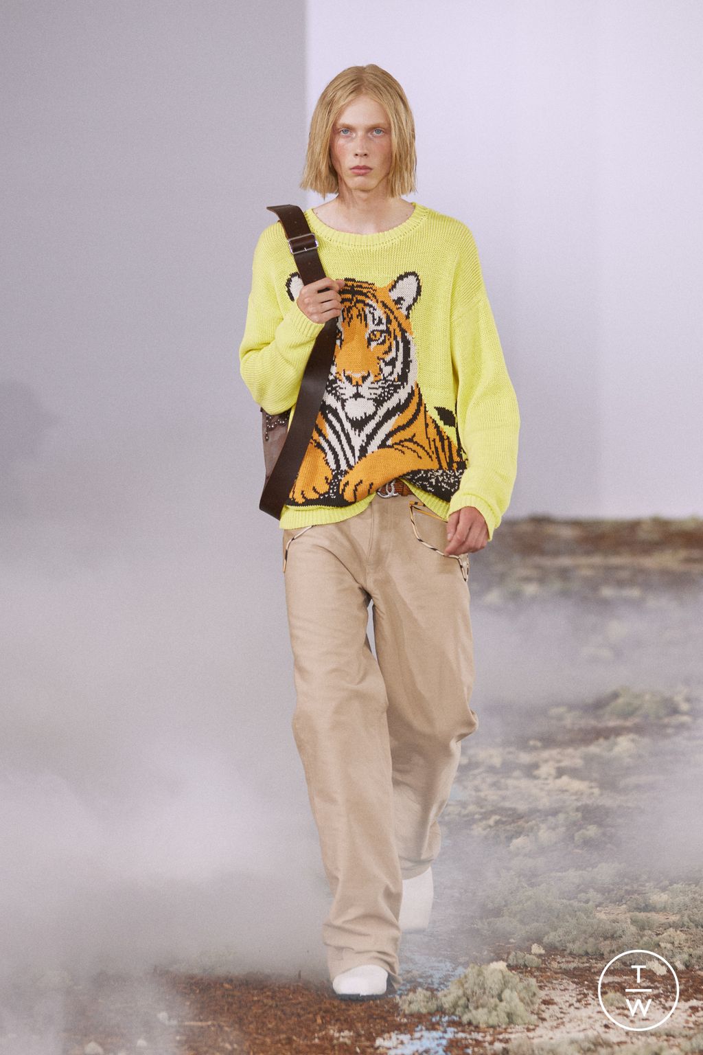 Fashion Week Paris Spring/Summer 2026 look 18 from the Bluemarble collection menswear