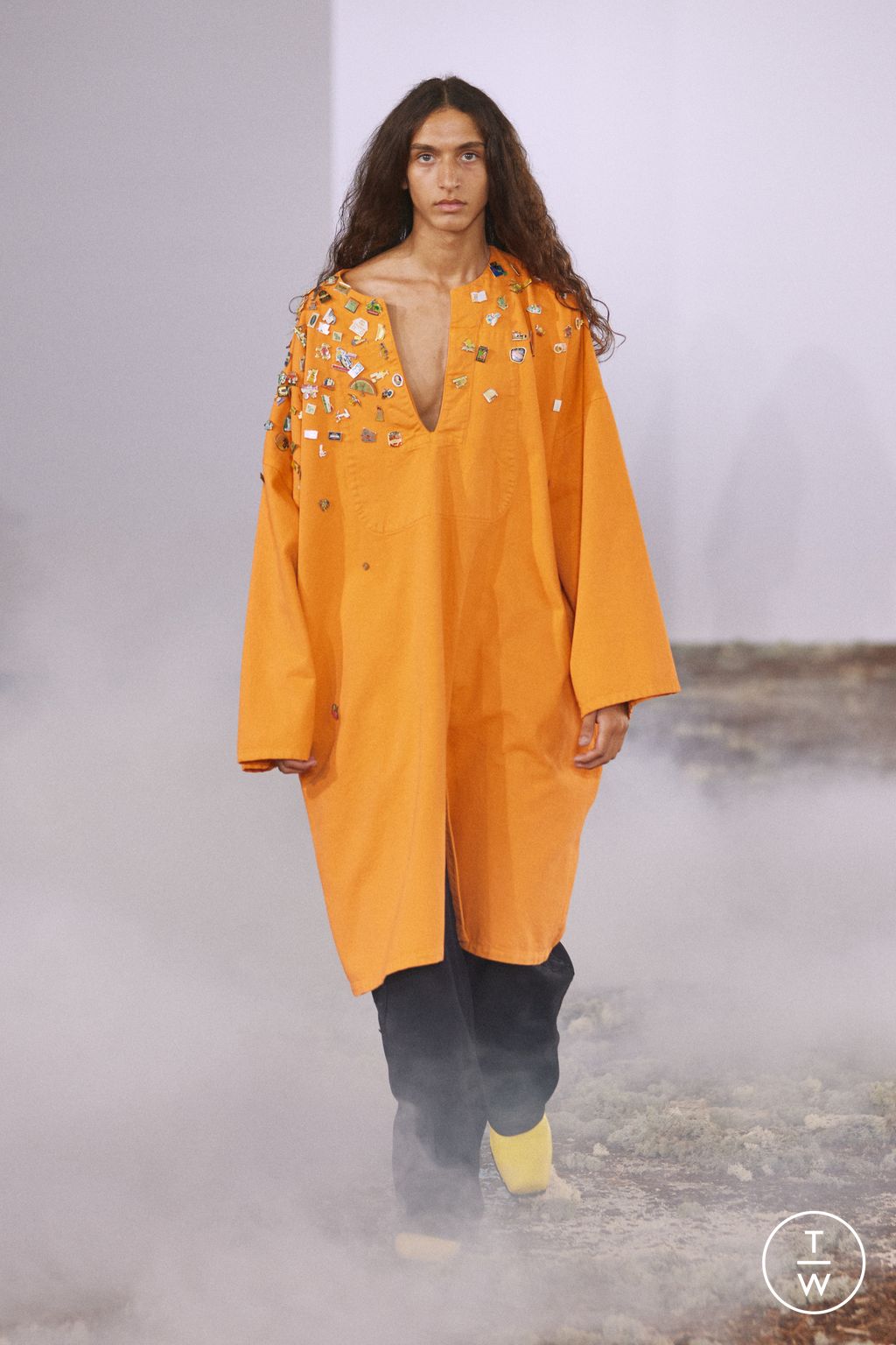 Fashion Week Paris Spring/Summer 2026 look 23 from the Bluemarble collection menswear