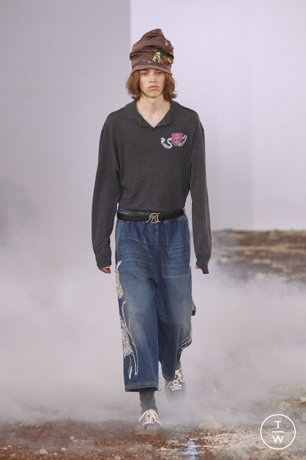 Fashion Week Paris Spring/Summer 2026 look 27 from the Bluemarble collection menswear