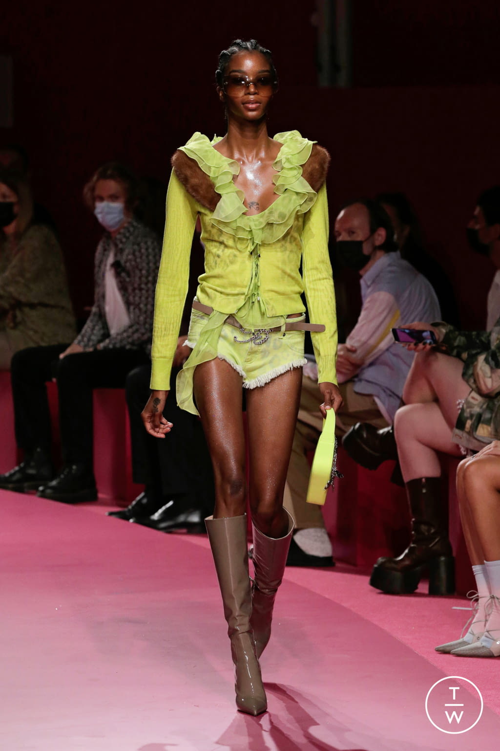 Fashion Week Milan Spring/Summer 2022 look 2 from the Blumarine collection 女装