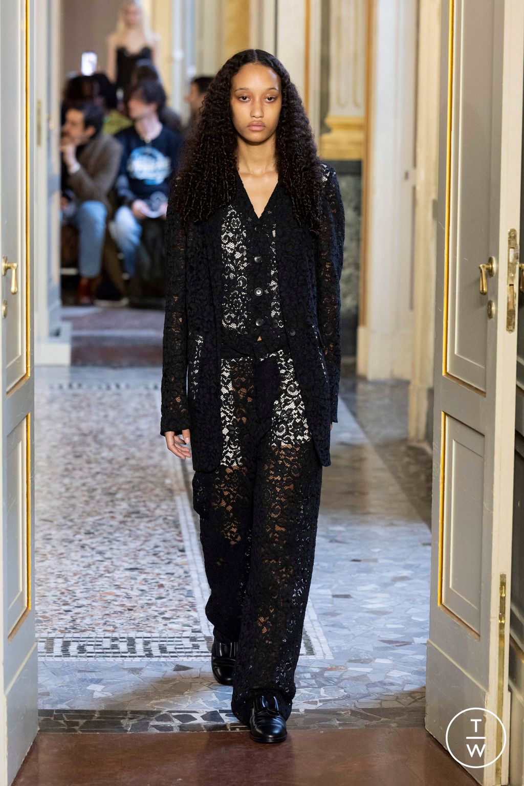 Fashion Week Milan Fall/Winter 2024 look 4 from the Blumarine collection 女装
