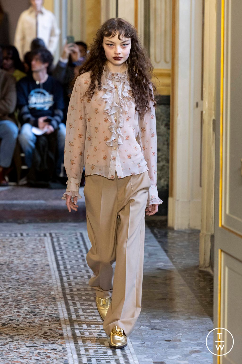 Fashion Week Milan Fall/Winter 2024 look 24 from the Blumarine collection womenswear