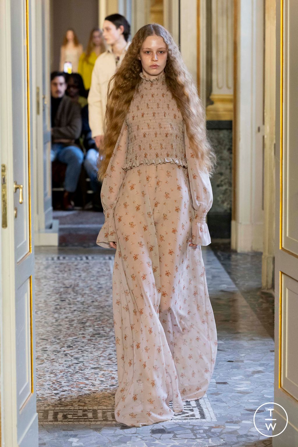 Fashion Week Milan Fall/Winter 2024 look 26 de la collection Blumarine womenswear