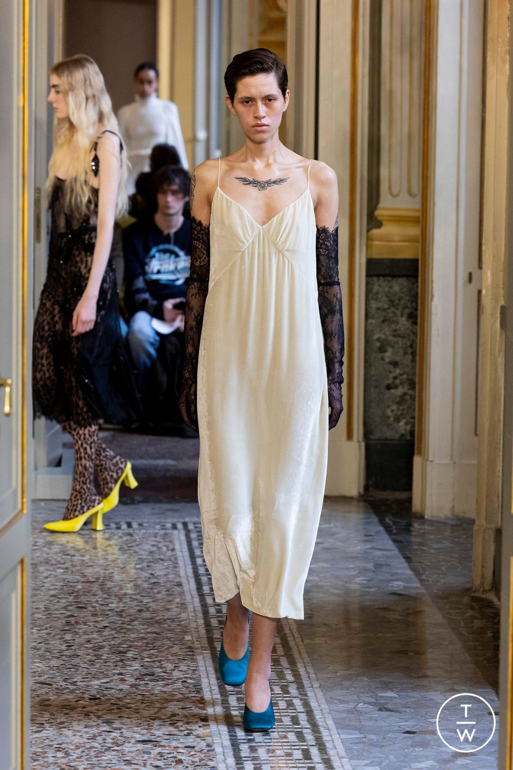 Fashion Week Milan Fall/Winter 2024 look 38 from the Blumarine collection womenswear