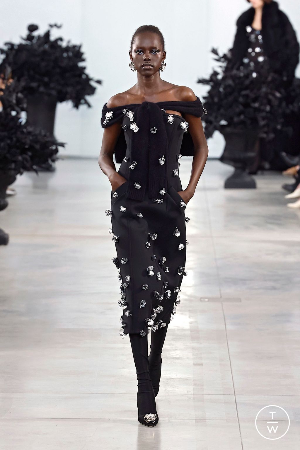 Fashion Week Milan Fall/Winter 2025 look 36 from the Blumarine collection womenswear