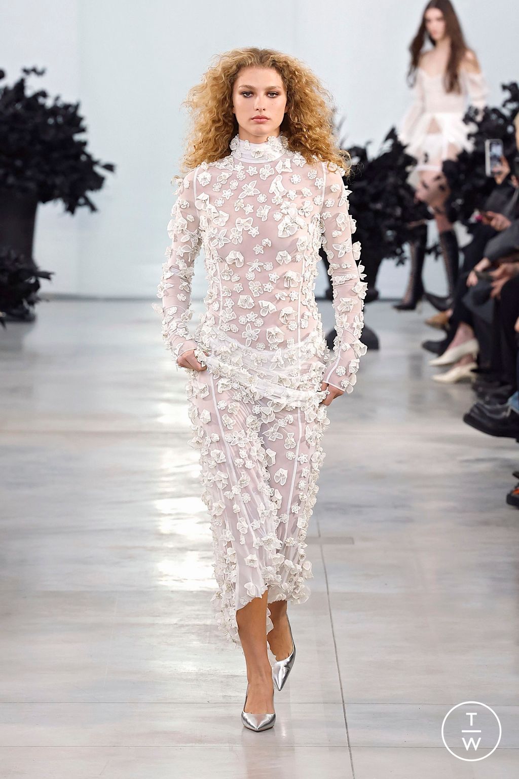 Fashion Week Milan Fall/Winter 2025 look 46 de la collection Blumarine womenswear