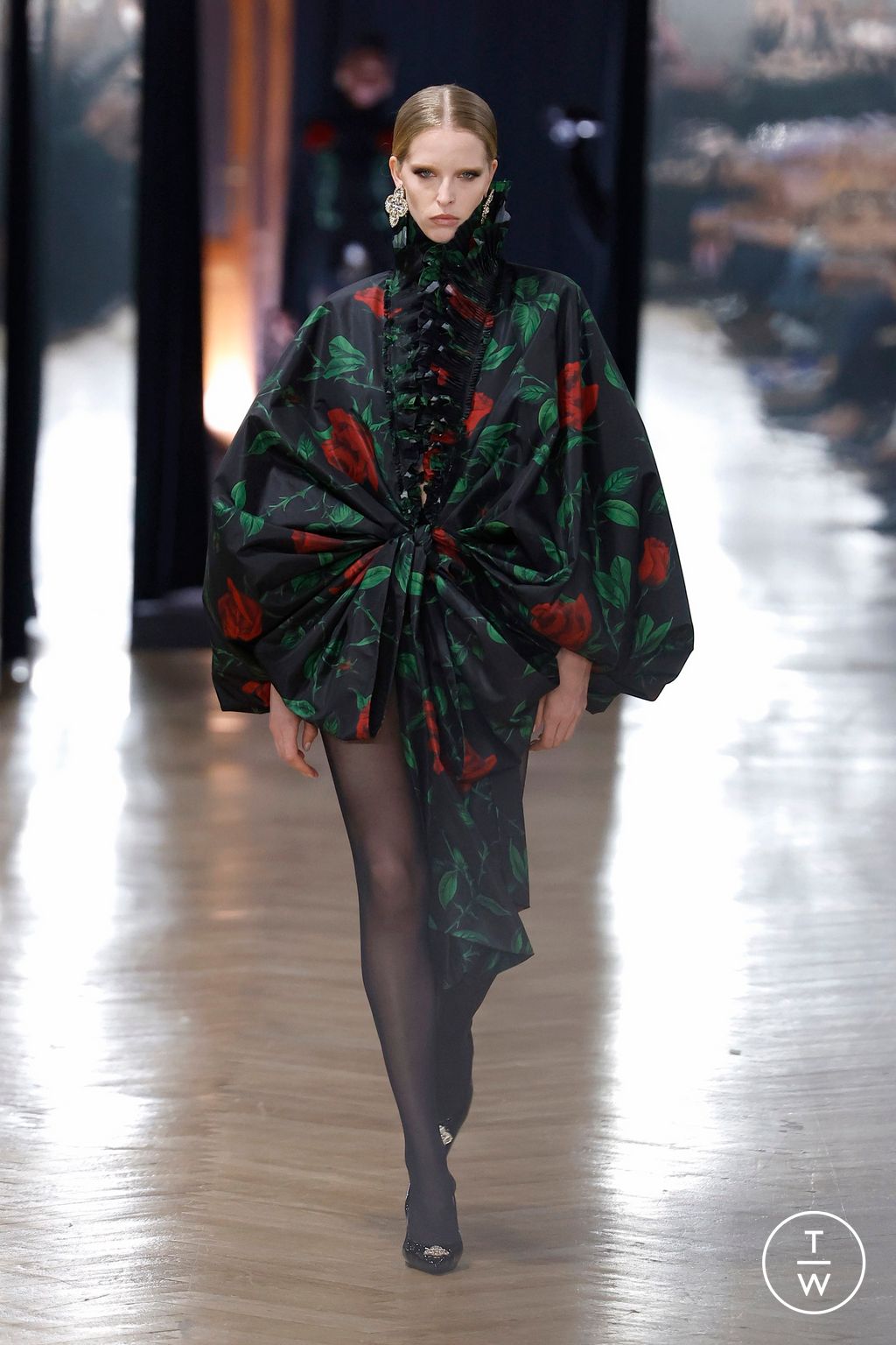 Fashion Week Milan Fall/Winter 2026 look 1 de la collection Blumarine womenswear
