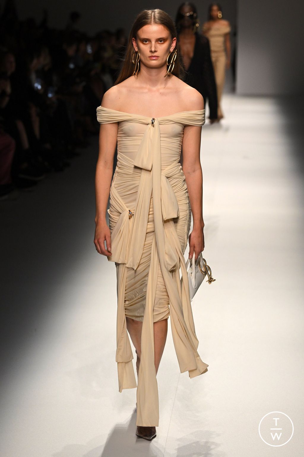 Fashion Week Milan Spring/Summer 2024 look 17 de la collection Blumarine womenswear