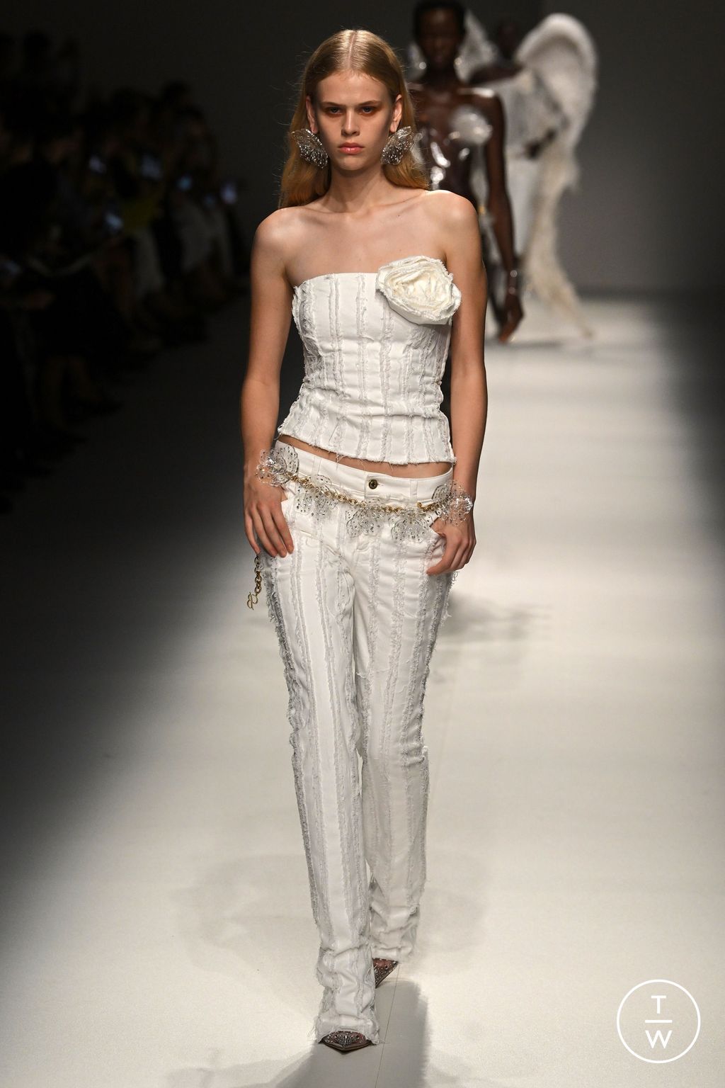 Fashion Week Milan Spring/Summer 2024 look 46 from the Blumarine collection 女装