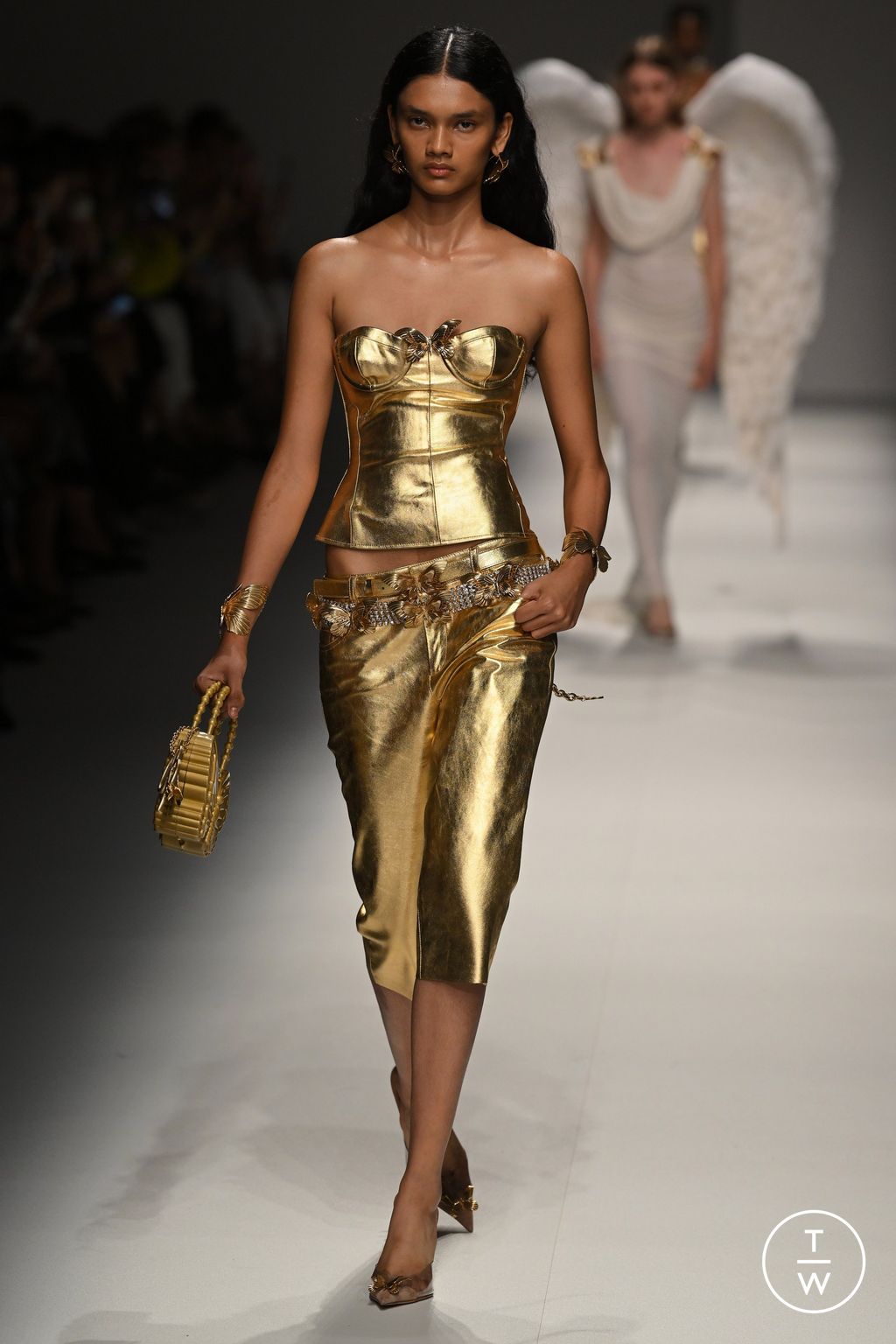 Fashion Week Milan Spring/Summer 2024 look 1 de la collection Blumarine womenswear