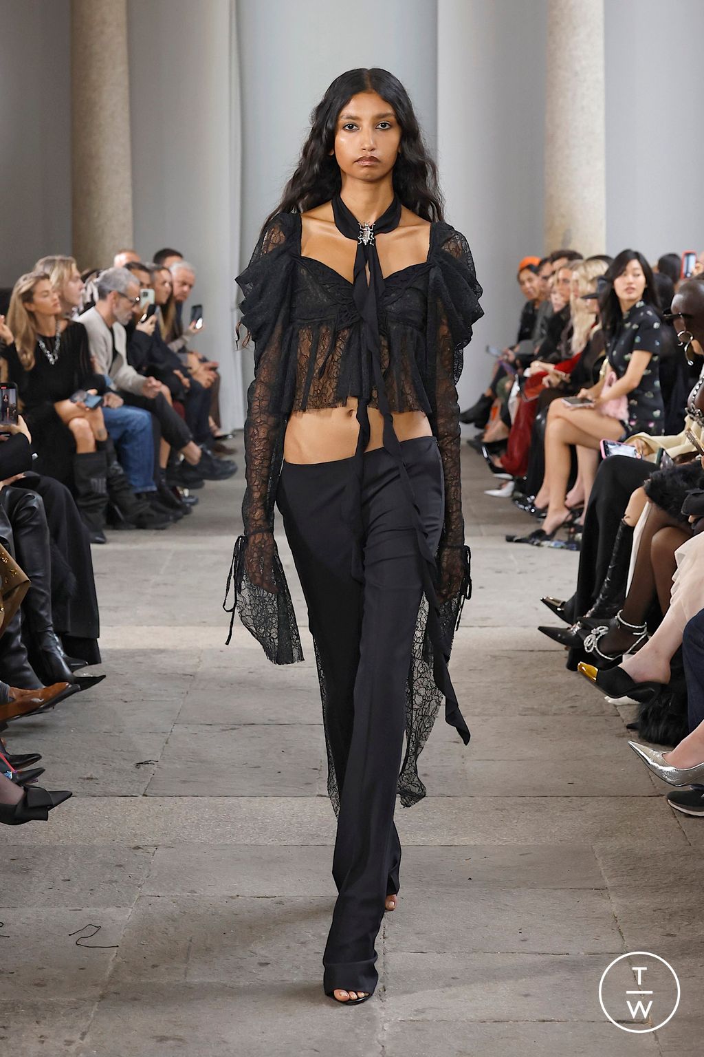 Fashion Week Milan Spring/Summer 2026 look 32 de la collection Blumarine womenswear