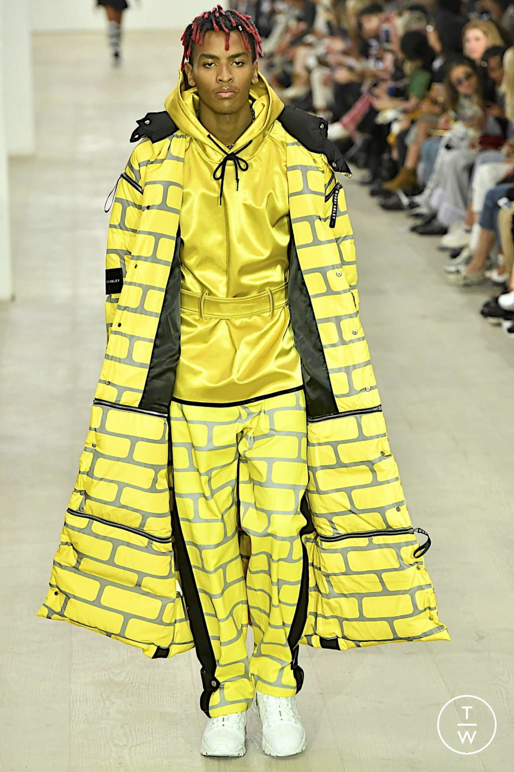 Fashion Week London Spring/Summer 2020 look 1 from the Bobby Abley collection womenswear