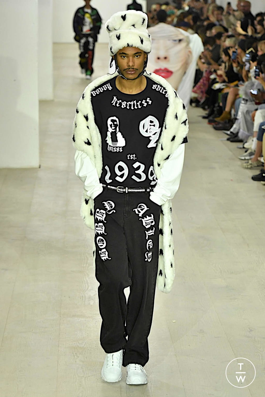 Fashion Week London Spring/Summer 2020 look 27 from the Bobby Abley collection womenswear