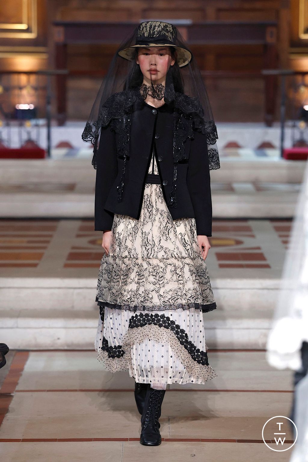 Fashion Week London Fall/Winter 2025 look 11 from the Bora Aksu collection womenswear