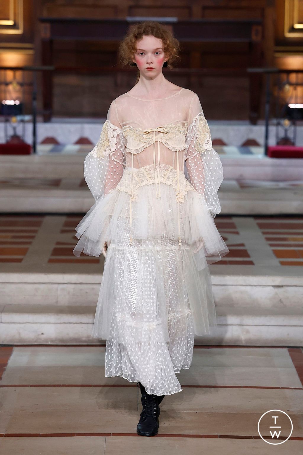 Fashion Week London Fall/Winter 2025 look 20 from the Bora Aksu collection womenswear