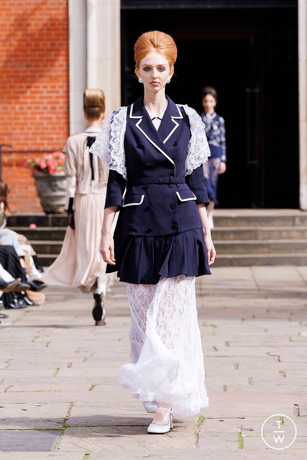 Fashion Week London Spring-Summer 2025 look 9 de la collection Bora Aksu womenswear