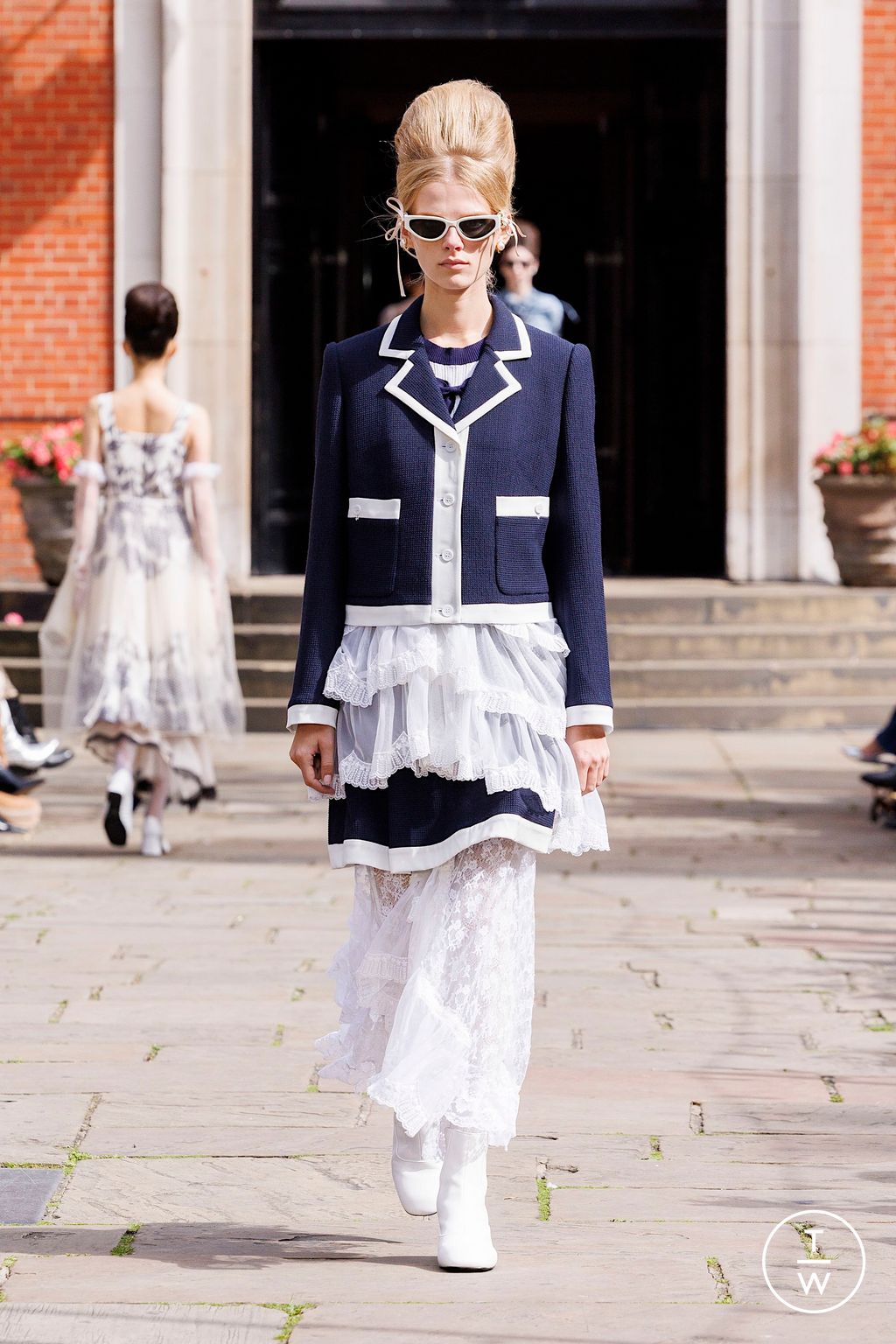 Fashion Week London Spring/Summer 2025 look 11 from the Bora Aksu collection womenswear