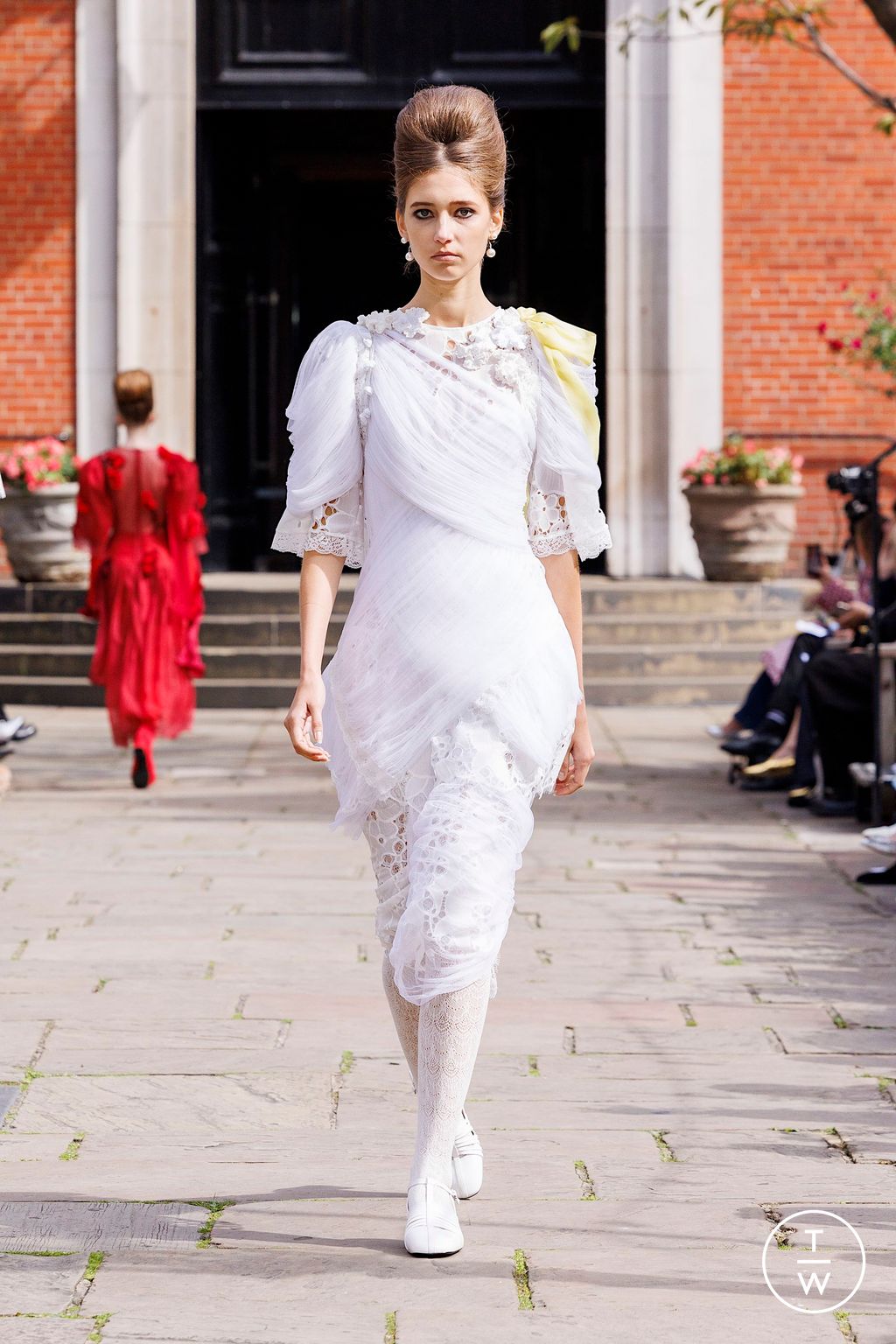 Fashion Week London Spring-Summer 2025 look 29 de la collection Bora Aksu womenswear