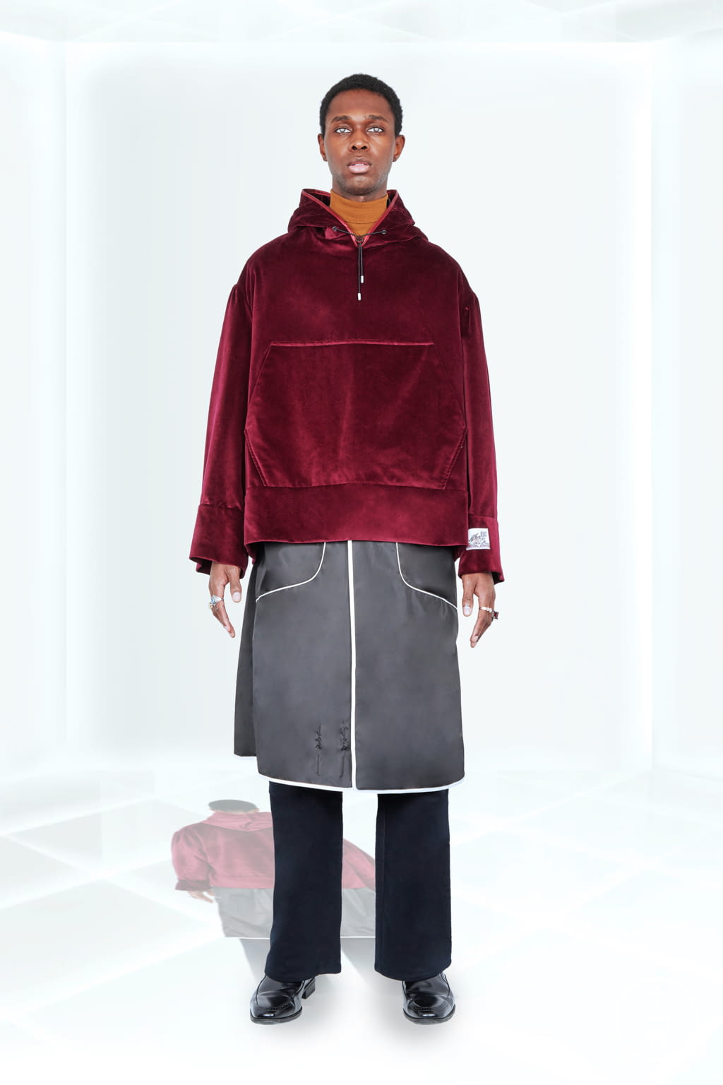 Fashion Week Paris Fall/Winter 2021 look 24 from the Boramy Viguier collection 男装